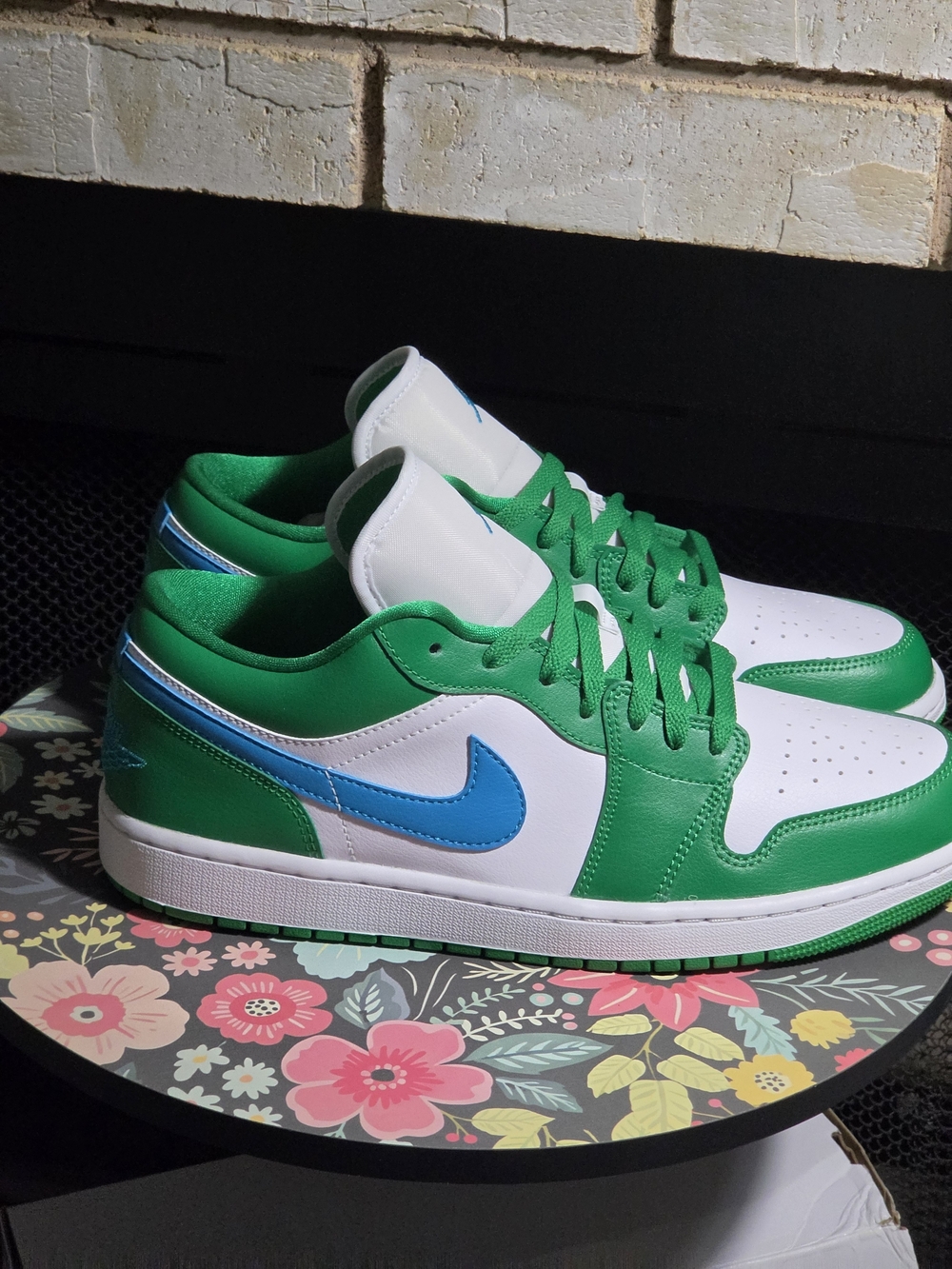 Brand New AJ-1 Low Sneakers in Green/White with Blue Swoosh - Picture 4 of 8